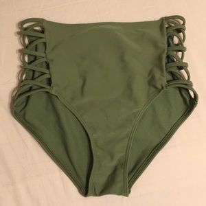 HOLLISTER high-waisted bikini bottoms!